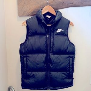 NIKE Black Puffer Vest